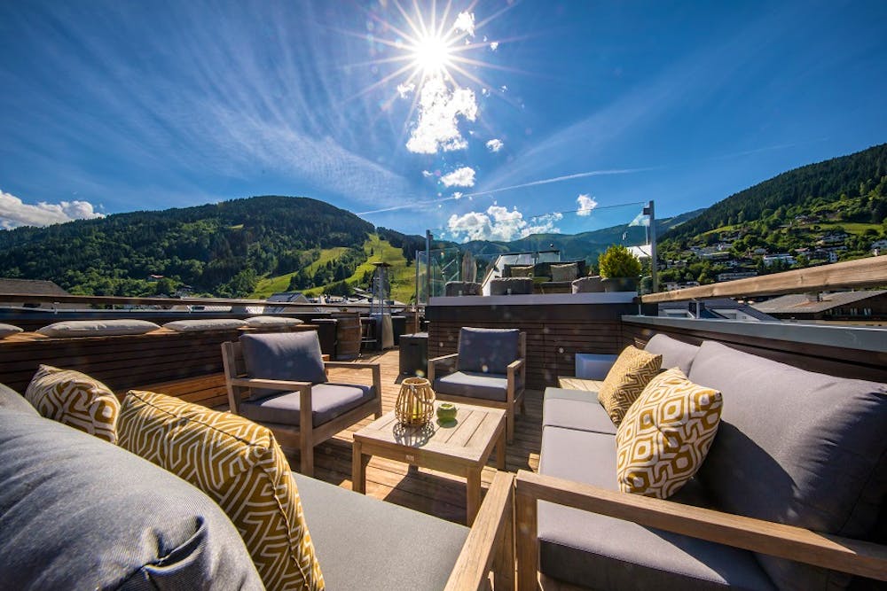 Hotel Heitzmann in Zell am See - Blick von der Roof-Top-Bar &ndash; &copy; @nikolaus faistauer photography