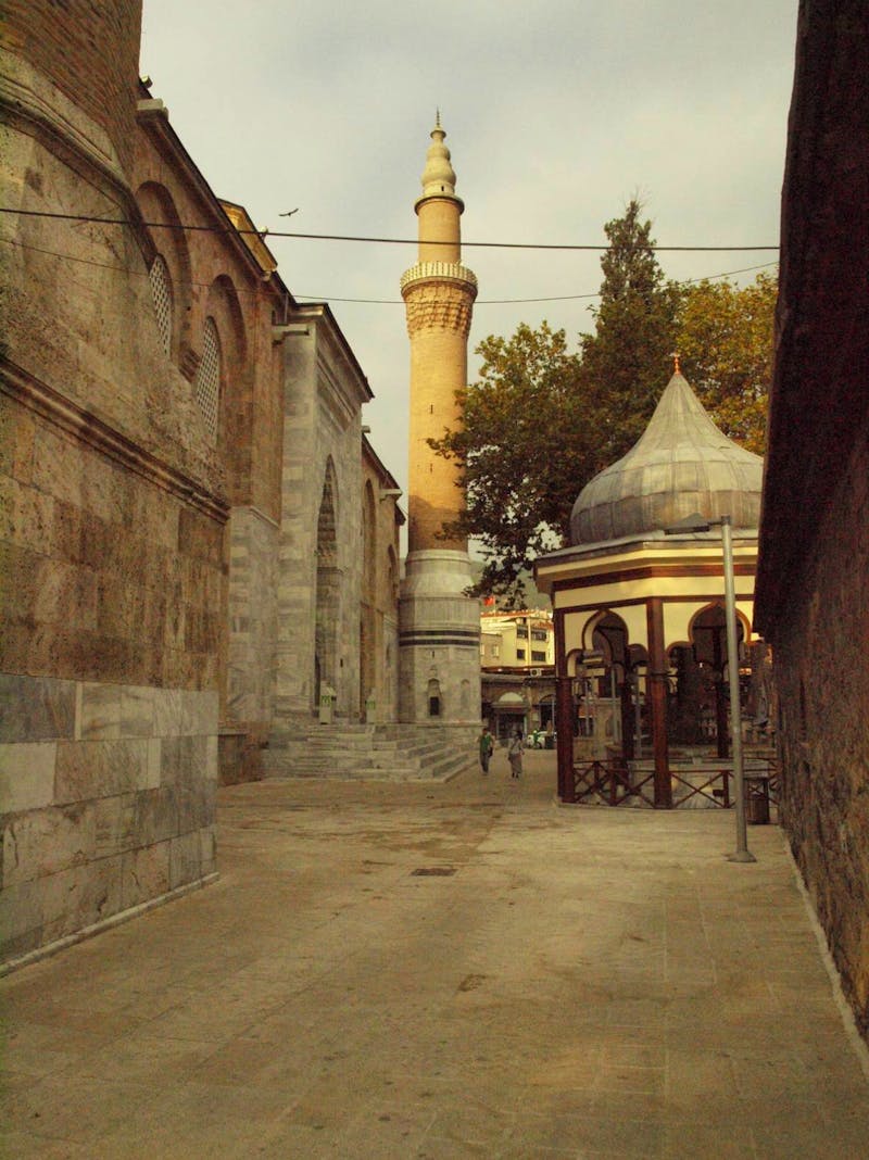 Außenansicht der Großen Moschee in Bursa - ©Juliane Voigt - Eberhardt Travel