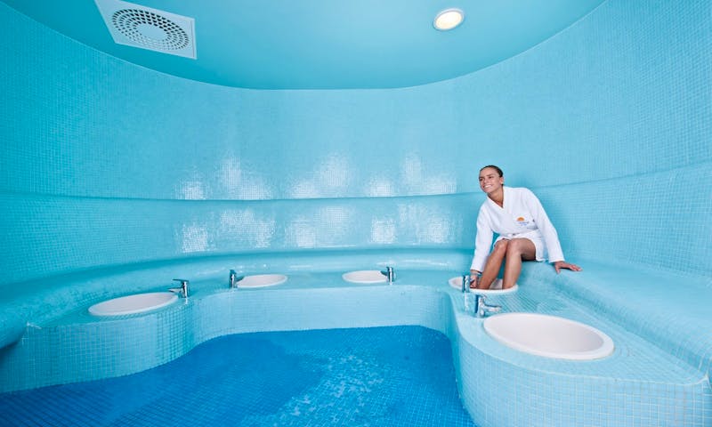 Kneipp-Becken im Interferie Medical Spa – ©IdeaSpa