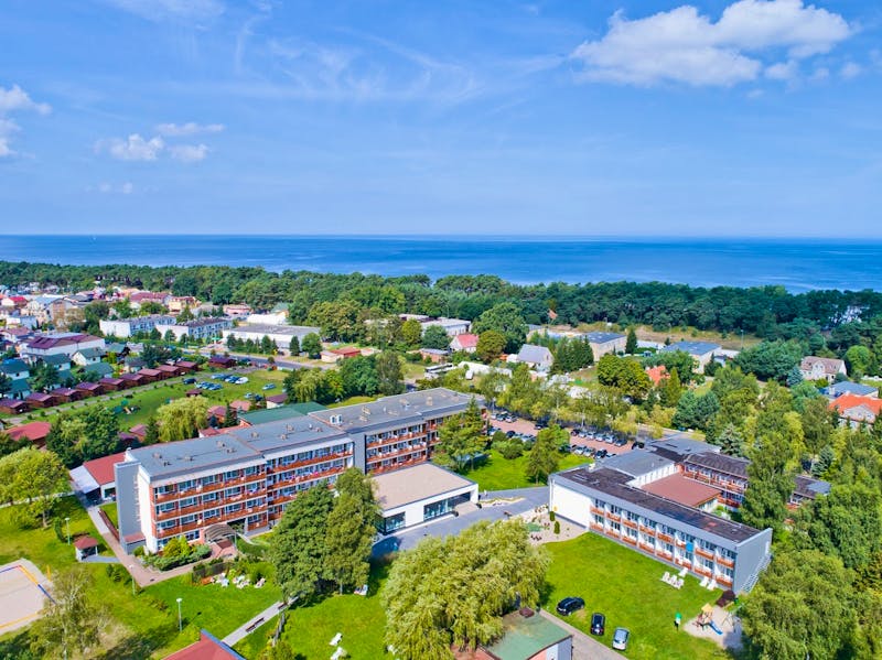 Luftaufnahme Hotel Bryza – ©IdeaSpa