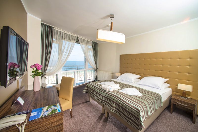 Zimmerbeispiel Doppelzimmer Meerblick Hotel Baltyk – ©IdeaSpa