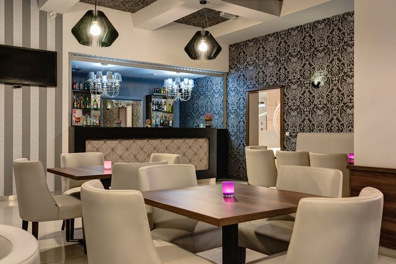 Lobby-Bar im Hotel Olymp 3 – ©IdeaSpa