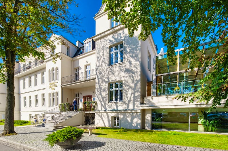 Außenansicht Jantar Hotel & Spa – ©IdeaSpa
