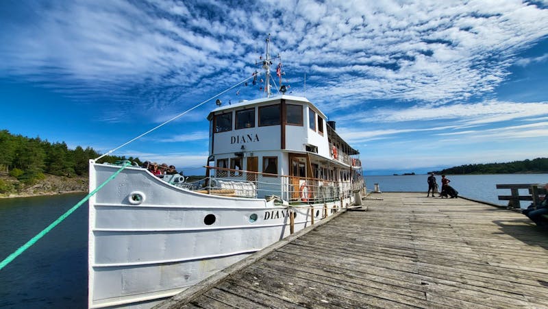 Götakanalschiff MS Diana beim Schloss Läckö - ©Franziska Bergmann