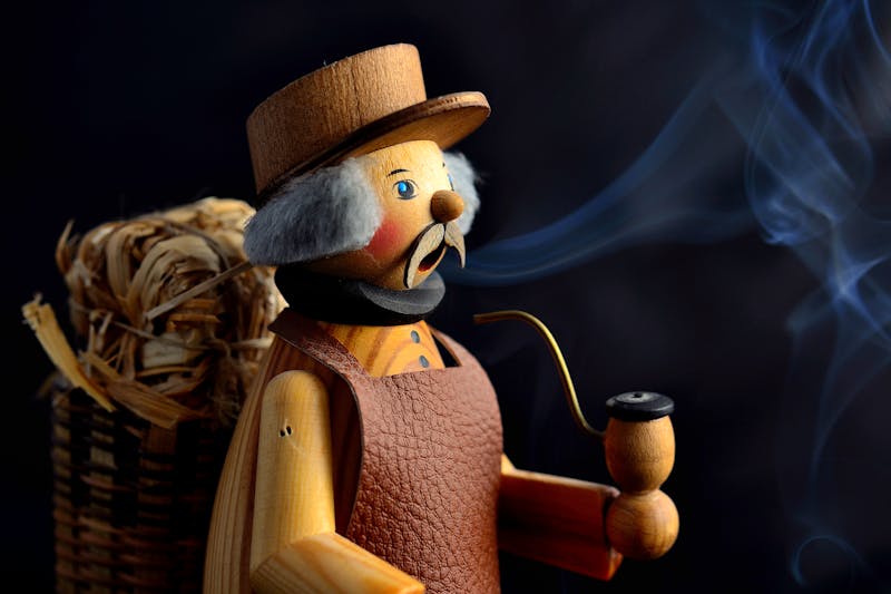 Räuchermännchen aus dem Weihnachtsland Erzgebirge - ©Hermenau - adobestock.com