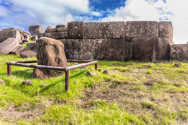 Altar Ahu Vinapu auf der Osterinsel - ©abriendomundo - stock.adobe.com