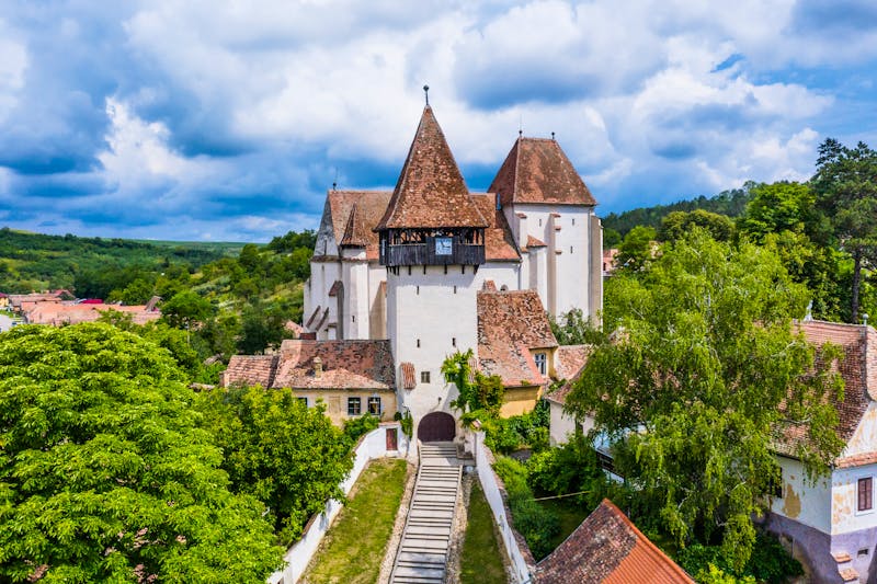 Blick auf die Kirchenburg von Bazna - ©SCStock - stock.adobe.com