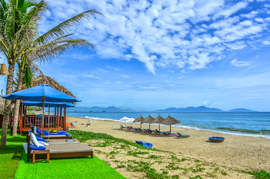 Cua Dai Beach in Hoi An am Südchinesischen Meer – © phuong.sg@gmail.com - stock.adobe.com