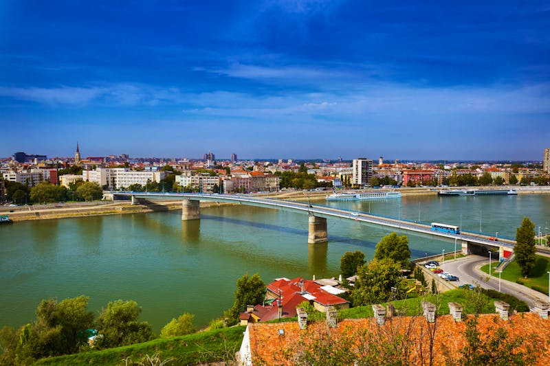 Novi Sad an der Donau - ©Nikolai Sorokin - stock.adobe.com