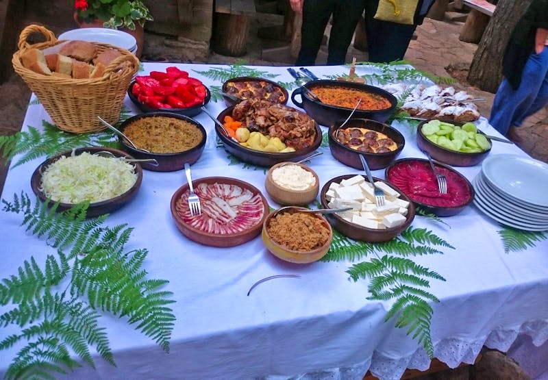 Serbisches Bauern-Buffet - ©Marta Rass - Eberhardt TRAVEL