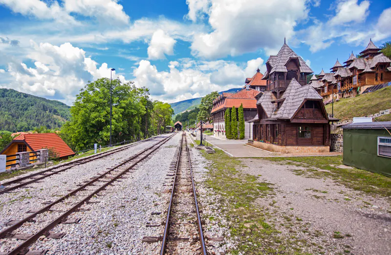 Bahnhof der Museumsbahn in Mokra Gora - &copy;mitarart - stock.adobe.com
