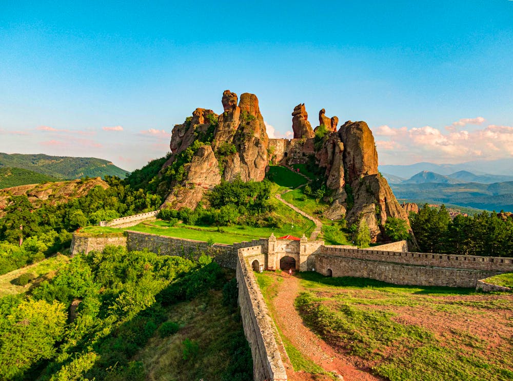 Belogradchik, Bulgarien &ndash; &copy; Deyan - stock.adobe.com
