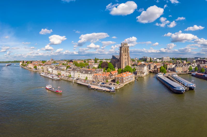Hafenstädtchen Dordrecht in Holland - ©Fokke Baarssen - stock.adobe.com