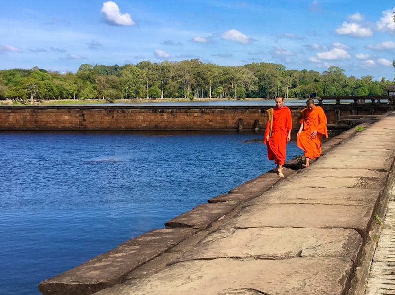 Mönche in Angkor Wat - ©Elisabeth Fox-Maerki - Eberhardt TRAVEL