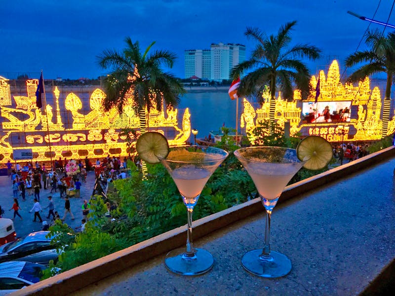 Abendstimmung in Phnom Penh - ©Elisabeth Fox-Maerki - Eberhardt TRAVEL