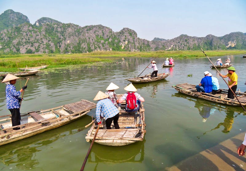 Bootsfahrt in der trockenen Halong-Bucht - ©Elena Hinz - Eberhardt TRAVEL