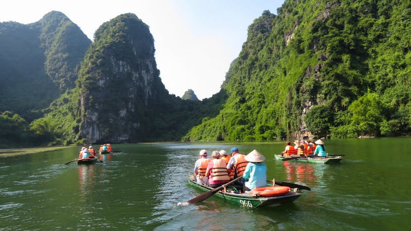 Bootsfahrt in Trang An (Ninh Binh) - ©Julian Bartsch - Eberhardt TRAVEL