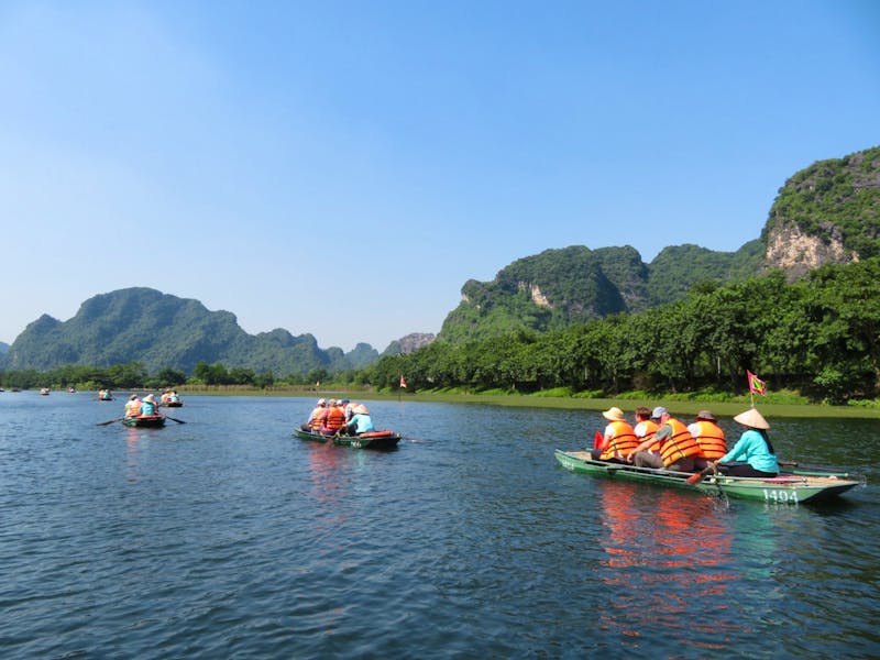 Bootsfahrt in Trang An (Ninh Binh) - ©Julian Bartsch - Eberhardt TRAVEL