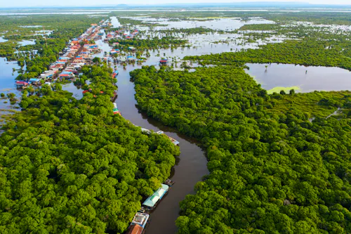 Tonle Sap See in Kambodscha &ndash; &copy; Asia - stock.adobe.com