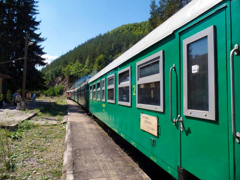 Schmalspurbahn im Rhodopen-Gebirge Bulgarien - ©Laura Schwanitz