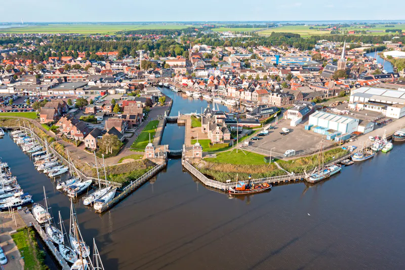 Städtchen Lemmer in Friesland - Niederlande - &copy;g.j. masselink/EyeEm - stock.adobe.com