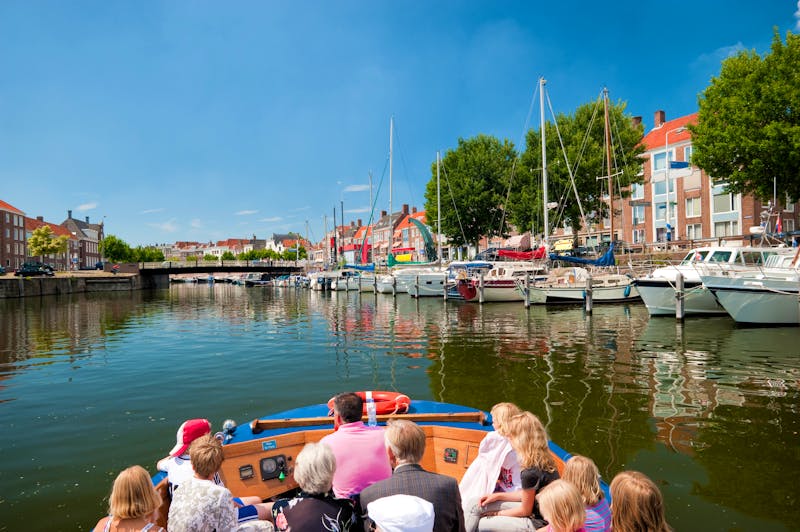 Bootsfahrt in den Grachten von Middelburg, Region Zeeland - Niederlande  - ©engel.ac - stock.adobe.com