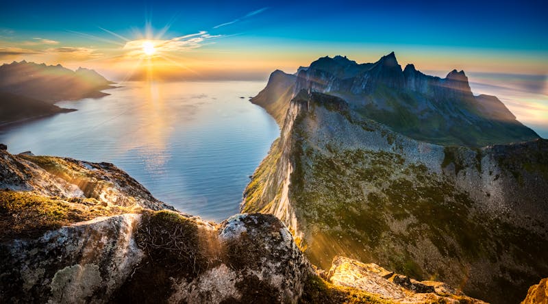 Blick vom Segla-Berg auf der Insel Senja  - ©Markus - stock.adobe.com
