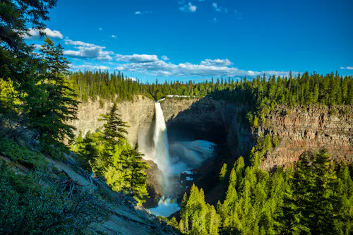 Helmcken-Wasserfall im Wells Gray Provinzial Park  &ndash; &copy; schame87 - stock.adobe.com