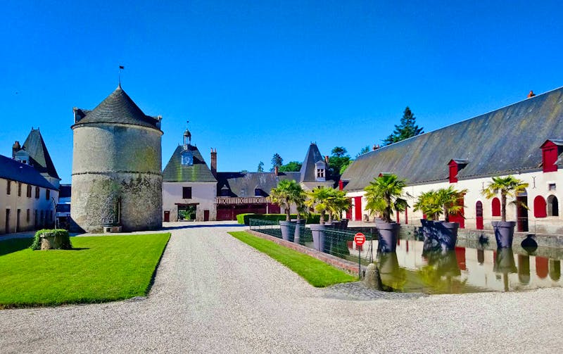 Stallungen am Schloss Cheverny - ©Katrin Kerpa - Eberhardt TRAVEL