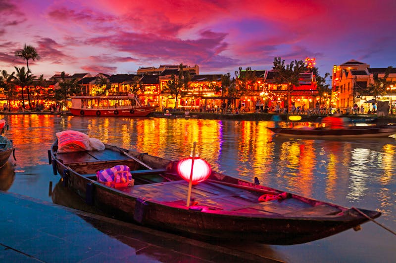 Abendstimmung am Fluss in Hoi An - ©Anton Petrus - stock.adobe.com