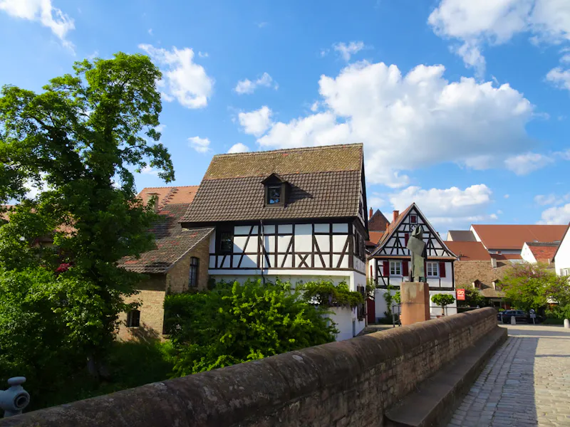 Fachwerkhäuser in Speyer - &copy;Sabine Letzybyll - Eberhardt TRAVEL