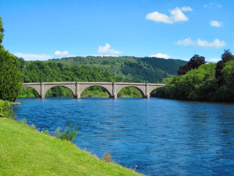 Alte Steinbrücke bei Dunkeld - ©Ralf Kuchenbecker - Eberhardt TRAVEL