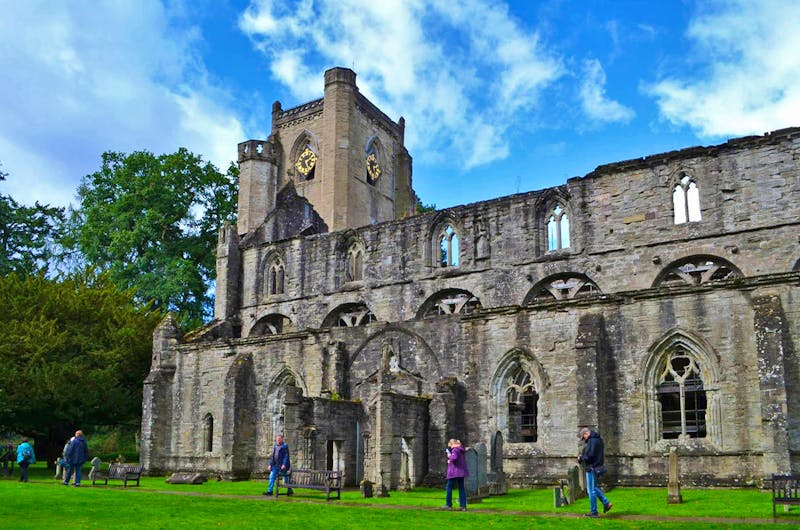Ruinen der Kathedrale von Dunkeld in Schottland - ©Konrad Füssel - Eberhardt TRAVEL
