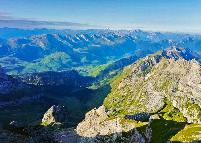 Blick vom Säntis in die Schweizer Alpen - ©Martina Pötschke - Eberhardt TRAVEL