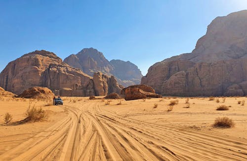 Jeeptour im Wadi Rum &ndash; &copy; Ria Heilmann - Eberhardt TRAVEL