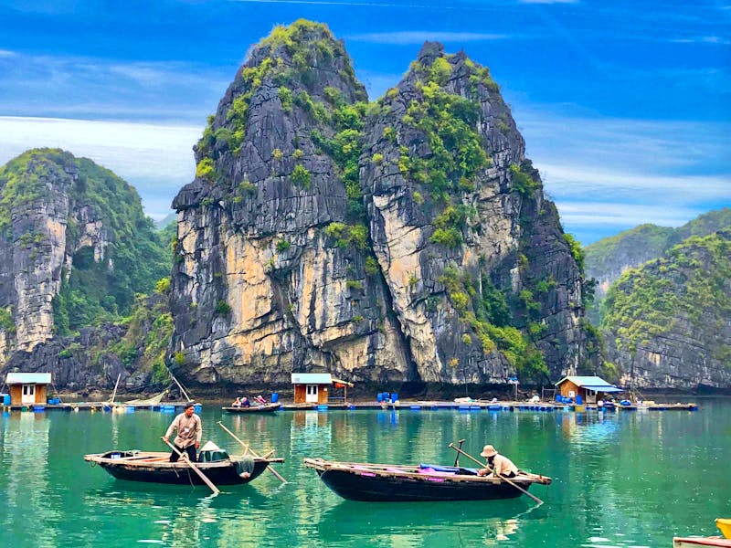 Fischer in der Halong Bucht - ©Sabine Letzybyll - Eberhardt TRAVEL