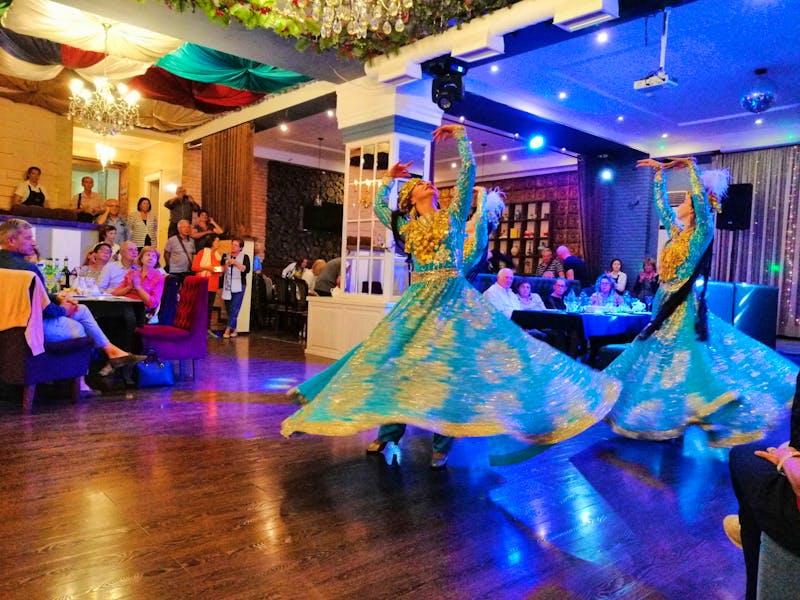 Abendessen mit Folklore im Restaurant Tamri, Taschkent - ©Andrej Kulikov - Eberhardt TRAVEL