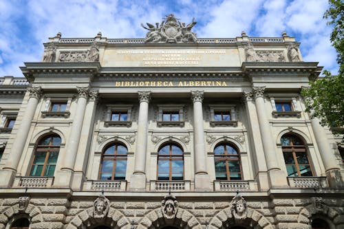 Leipzig - Bibliotheca Albertina &ndash; &copy; Tupungato - stock.adobe.com