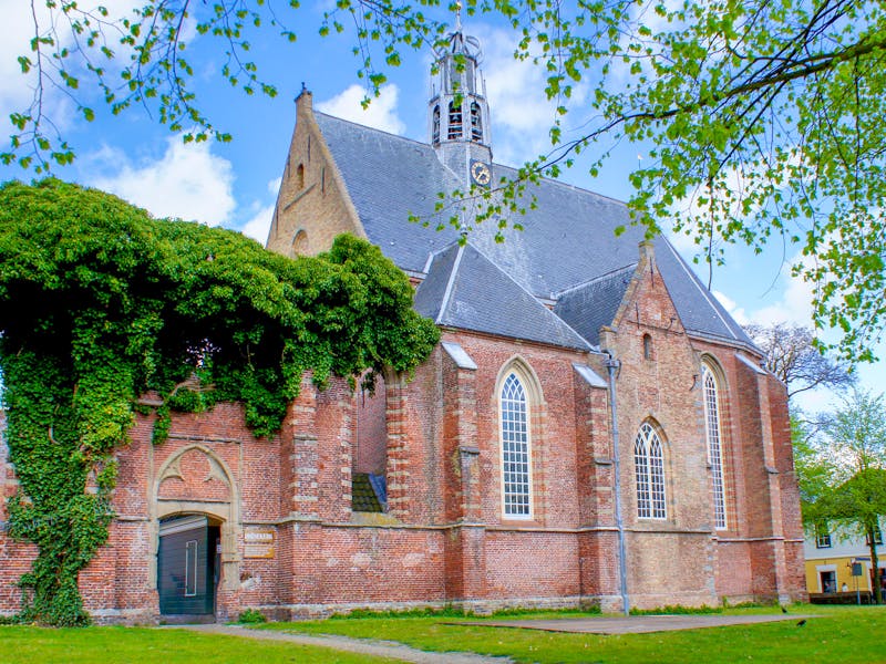 Ruinekerk in der Gemeinde Bergen in Nordholland - ©Bert - stock.adobe.com
