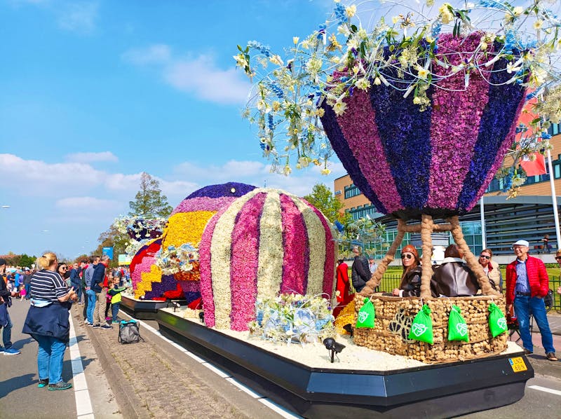 Blumenkorso in Holland - ©Gisela Gerlach - Eberhardt TRAVEL