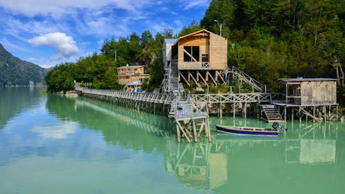 Typical architecture of Caleta Tortel.There are wooden galleries &ndash; &copy; Pajaros Volando - stock.adobe.co