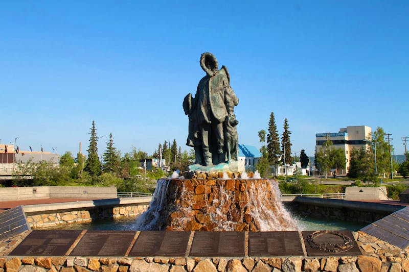 Inuit Monument in Fairbanks - Alaska - ©Jacob Spangenberg - Eberhardt TRAVEL