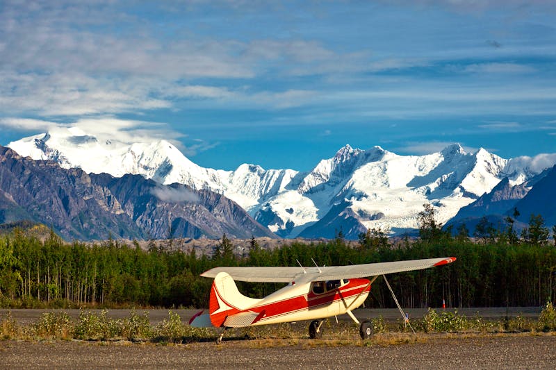 Panoramaflug im Kleinflugzeug nach McCarthy  in Alaska - ©Conchi Martinez - stock.adobe.com