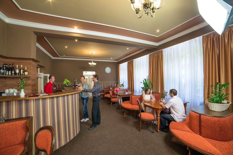 Franzensbad - Kurhotel Dr. Adler - Bar – ©Kurhotel Dr. Adler Franzensbad