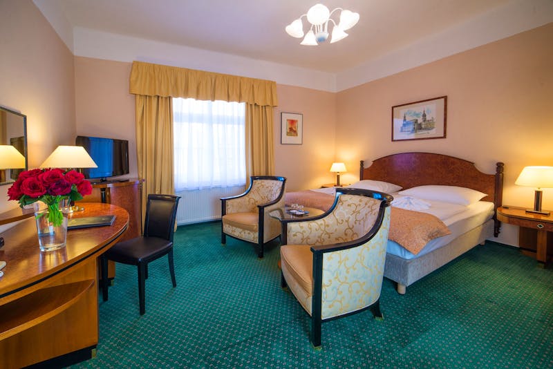 Franzensbad - Kurhotel Belvedere - Zimmerbeispiel Kategorie Standard – ©Kurhotel Belvedere Franzensbad