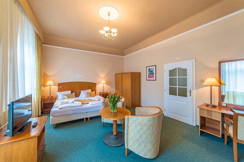Franzensbad - Kurhotel Dr. Adler - Zimmerbeispiel Kategorie Komfort – ©foto PM