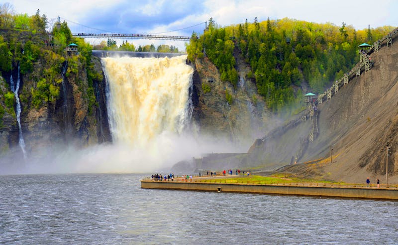Montmorency Wasserfall in Quebec mit Aussichtsplattform  - ©Pascal Huot - stock.adobe.com