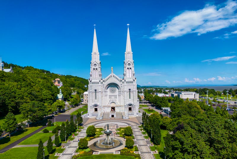  Basilica de Sainte-Anne-de-Beaupré in Quebec - ©Mircea Costina - stock.adobe.com