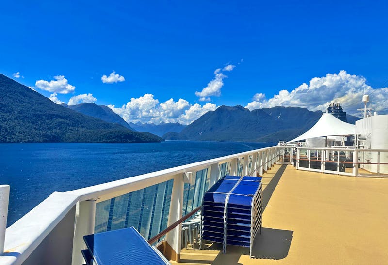 Kreuzfahrtschiff Norwegian Spirit im Fiordland-Nationalpark - ©Sabine Letzybyll - Eberhardt TRAVEL