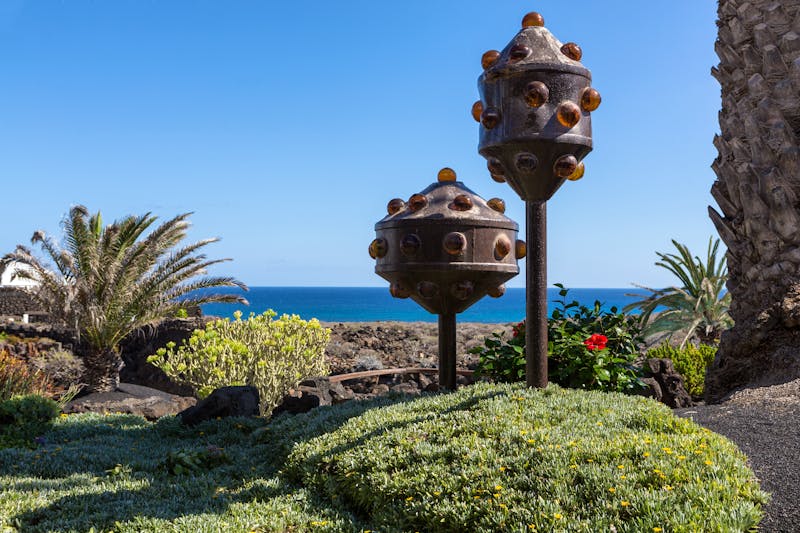 Jameos del Agua - Skulpturen von Cesar Manrique - ©wjarek - stock.adobe.com